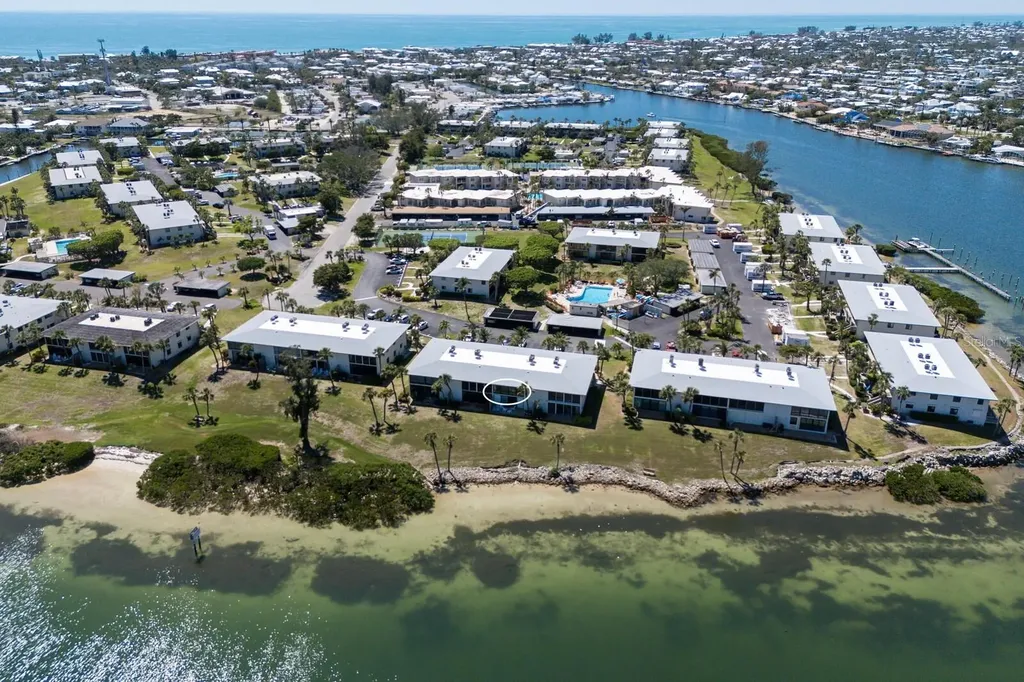 6400 Flotilla Drive Holmes Beach FL 34217