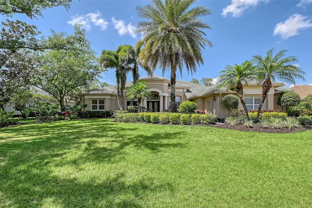2570 Tom Morris Drive Sarasota FL 34240