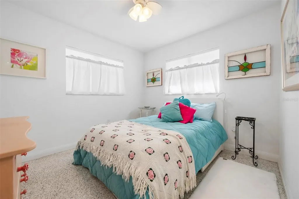 528 45th Street Sarasota FL 34234