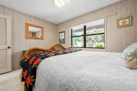 528 45th Street Sarasota FL 34234