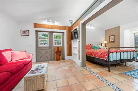 528 45th Street Sarasota FL 34234