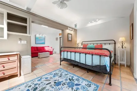 528 45th Street Sarasota FL 34234