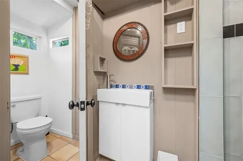 528 45th Street Sarasota FL 34234