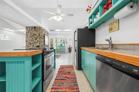 528 45th Street Sarasota FL 34234