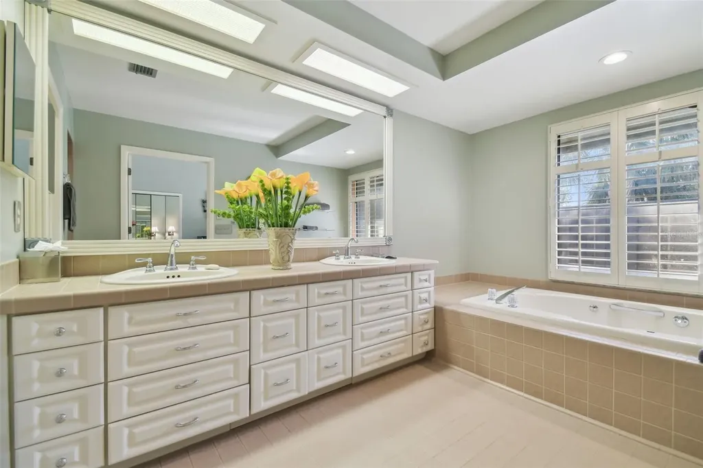 5434 Kemkerry Road Wesley Chapel FL 33543
