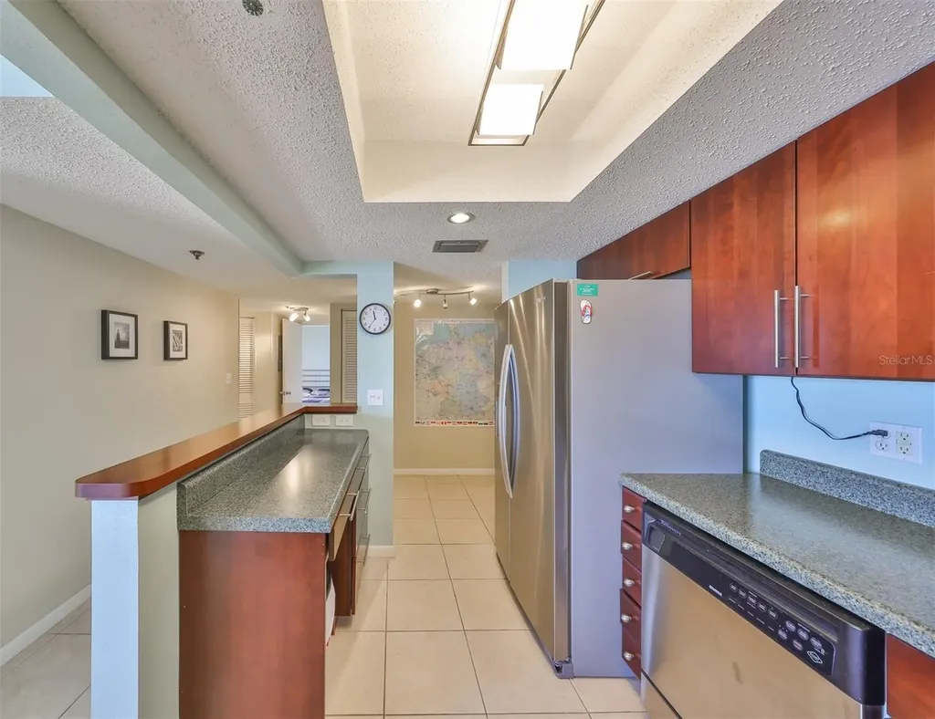 7430 Sunshine Skyway Lane S St Petersburg FL 33711