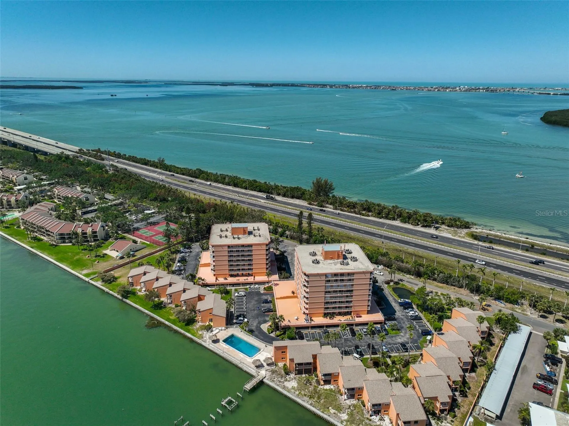 7430 Sunshine Skyway Lane S St Petersburg FL 33711