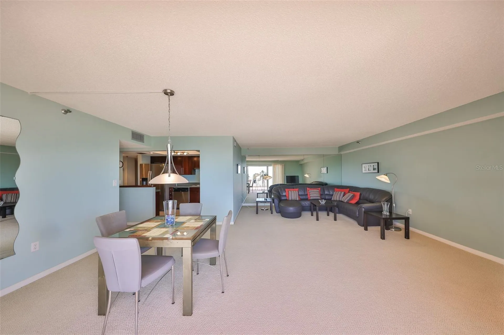 7430 Sunshine Skyway Lane S St Petersburg FL 33711