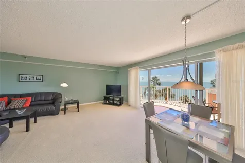 7430 Sunshine Skyway Lane S St Petersburg FL 33711