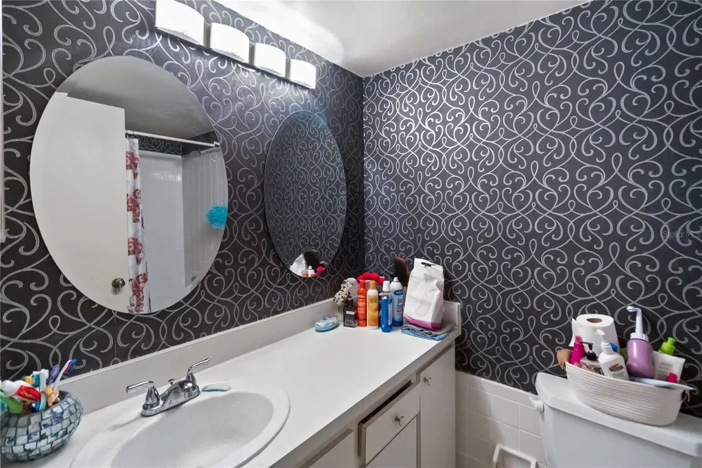 440 Orienta Point Street Altamonte Springs FL 32701