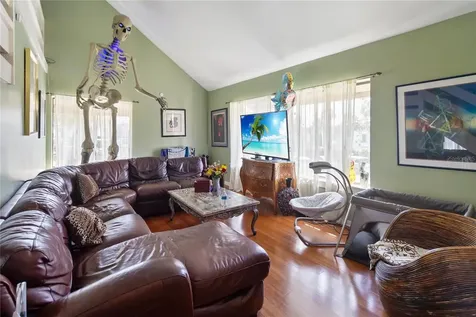 440 Orienta Point Street Altamonte Springs FL 32701