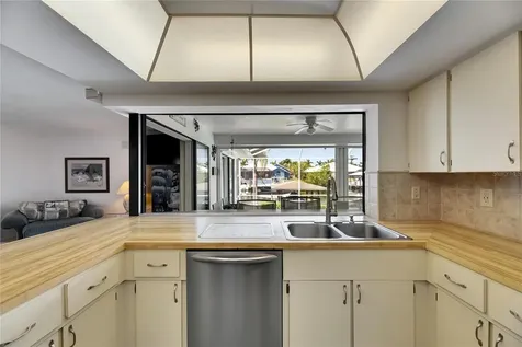 927 Golf Island Drive Apollo Beach FL 33572