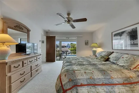 927 Golf Island Drive Apollo Beach FL 33572