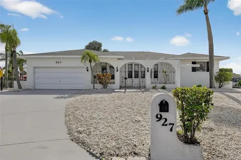 927 Golf Island Drive Apollo Beach FL 33572