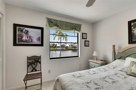 927 Golf Island Drive Apollo Beach FL 33572