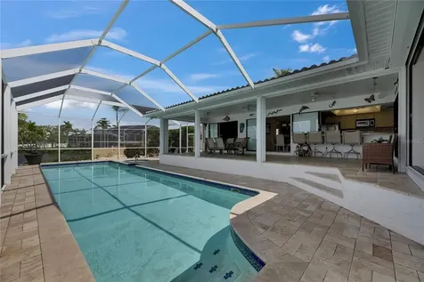 927 Golf Island Drive Apollo Beach FL 33572