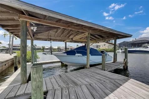 927 Golf Island Drive Apollo Beach FL 33572
