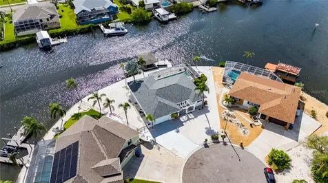 927 Golf Island Drive Apollo Beach FL 33572