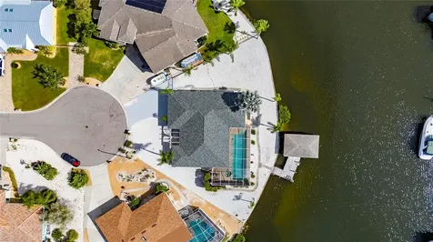 927 Golf Island Drive Apollo Beach FL 33572
