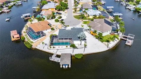 927 Golf Island Drive Apollo Beach FL 33572