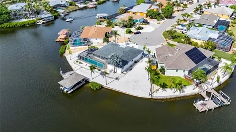 927 Golf Island Drive Apollo Beach FL 33572