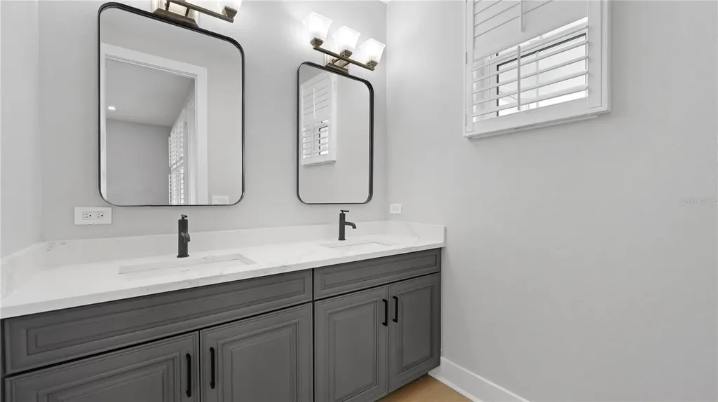 12435 Dockside Terrace Cortez FL 34215