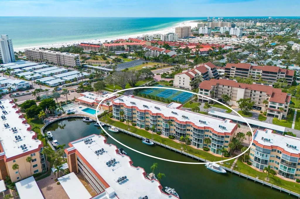 1250 N Portofino Drive Sarasota FL 34242