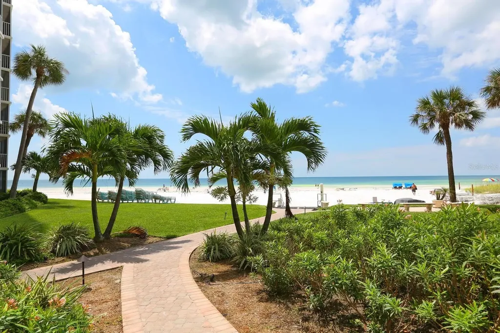 1250 N Portofino Drive Sarasota FL 34242