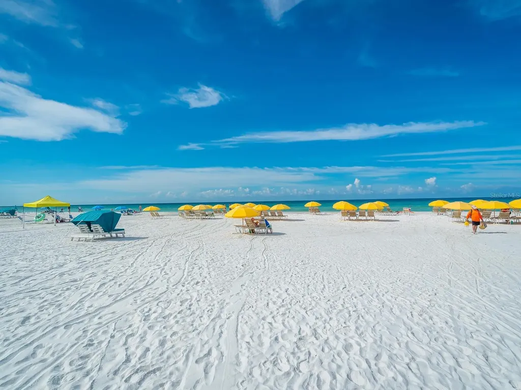 1250 N Portofino Drive Sarasota FL 34242