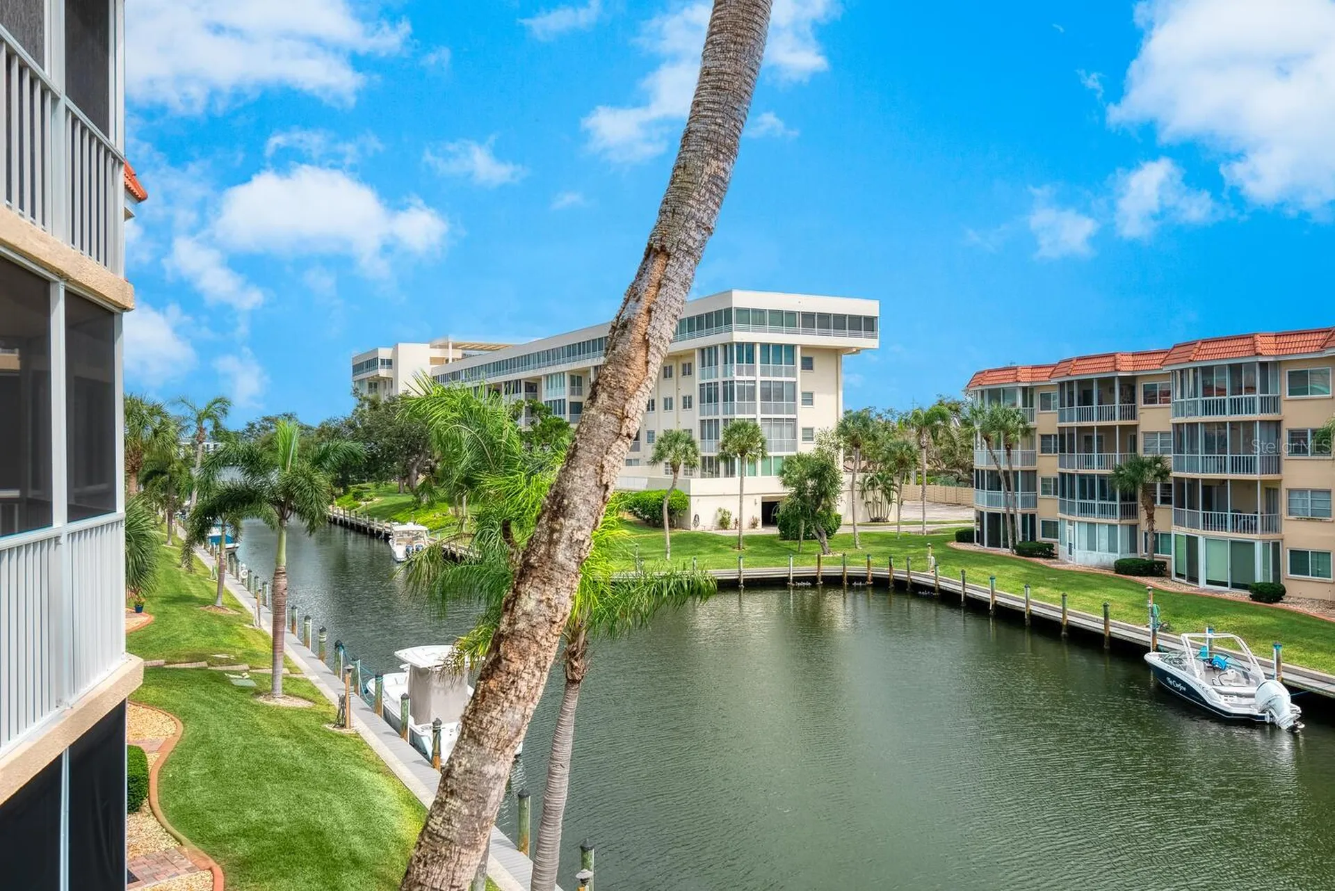 1250 N Portofino Drive Sarasota FL 34242