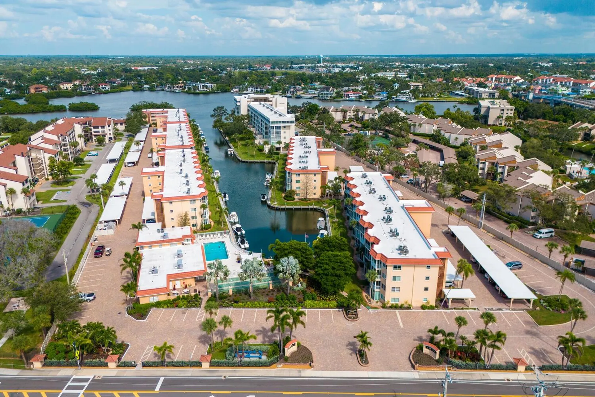 1250 N Portofino Drive Sarasota FL 34242