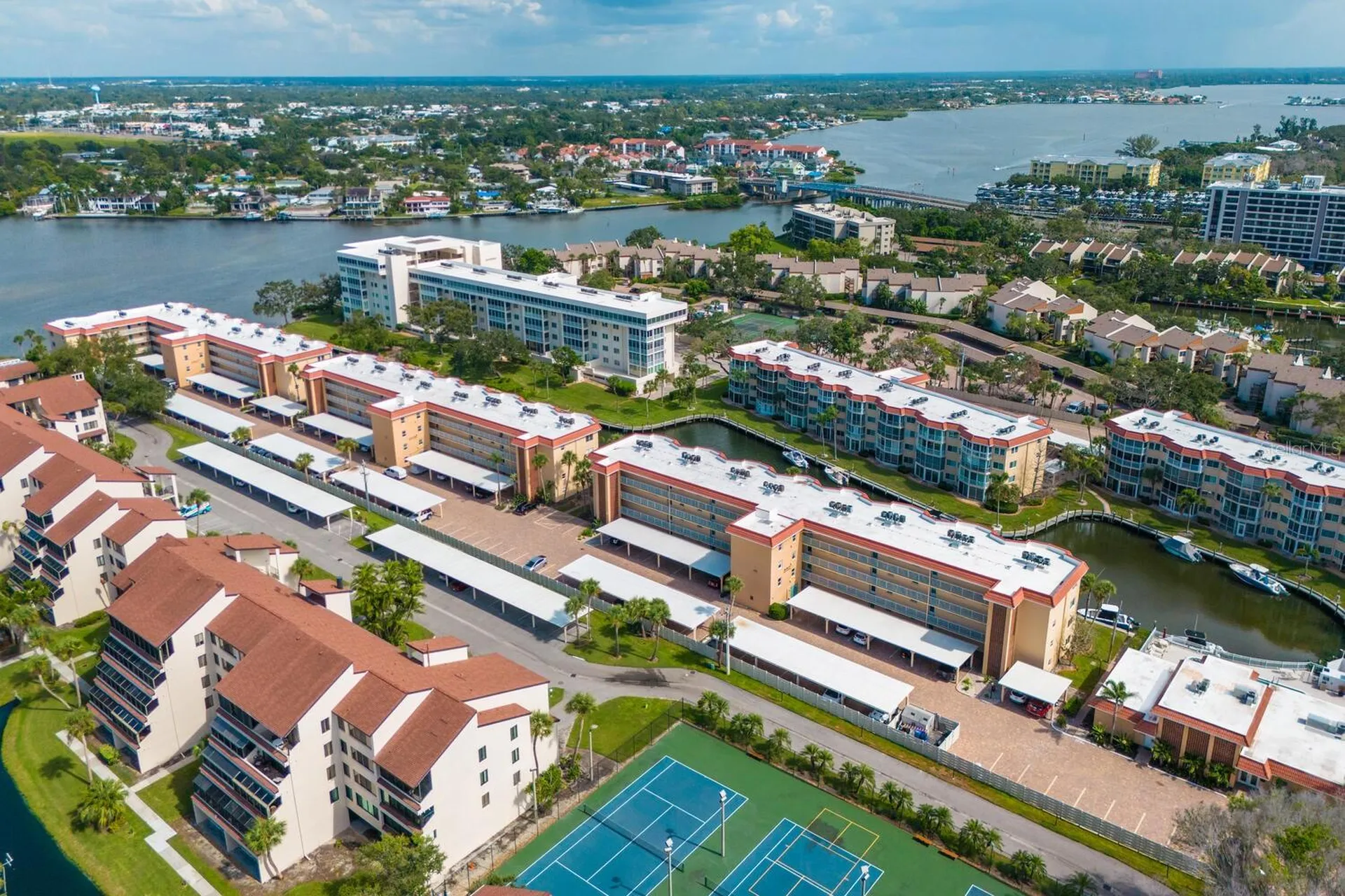 1250 N Portofino Drive Sarasota FL 34242