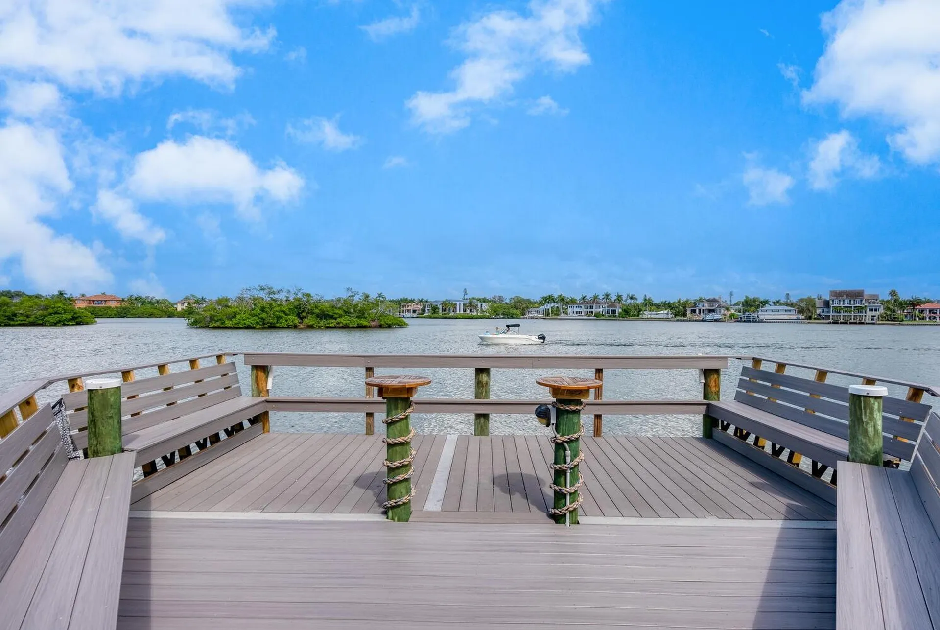 1250 N Portofino Drive Sarasota FL 34242