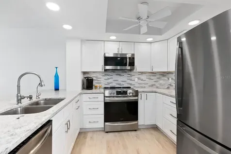 1250 N Portofino Drive Sarasota FL 34242