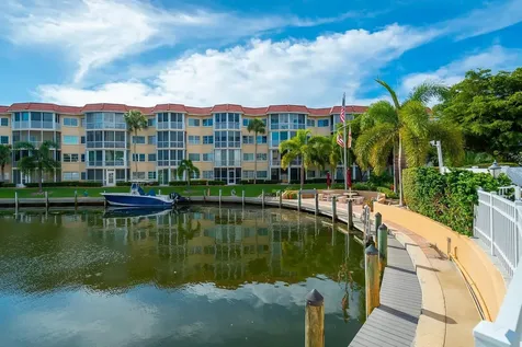 1250 N Portofino Drive Sarasota FL 34242