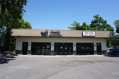3021 W Waters Avenue Tampa FL 33614