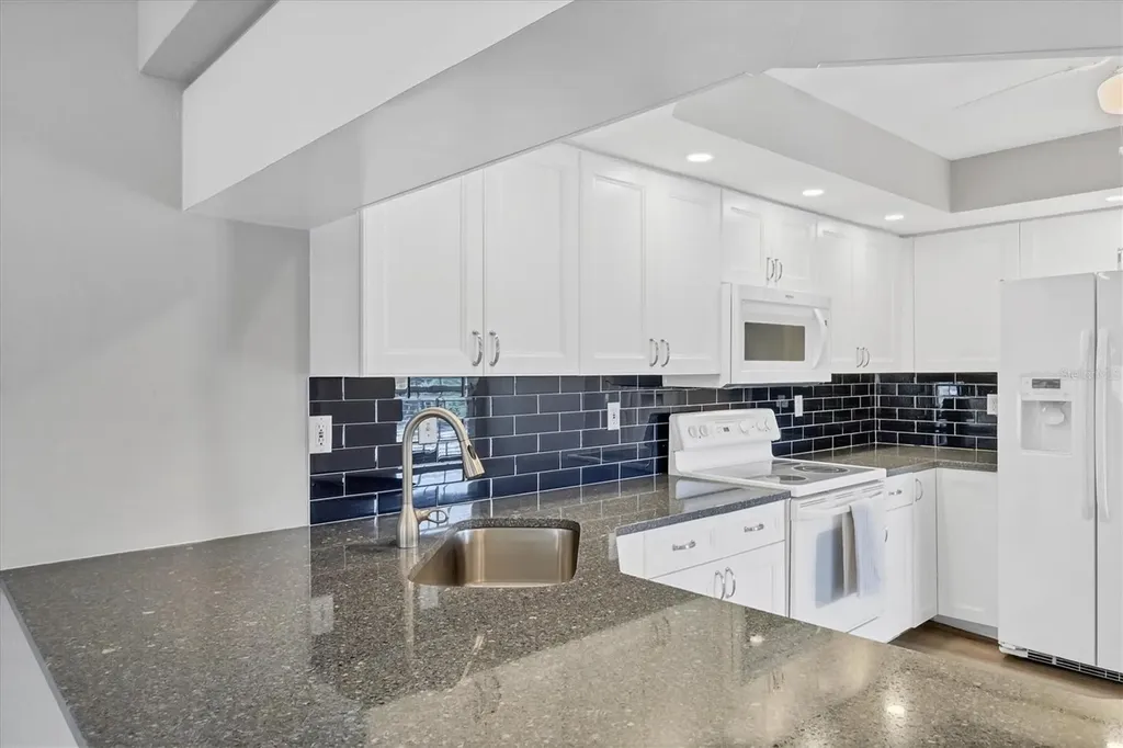 821 Montrose Drive Venice FL 34293