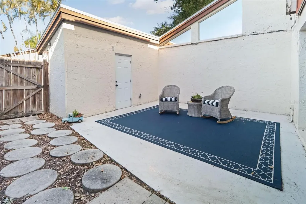 1881 N Hercules Avenue Clearwater FL 33765
