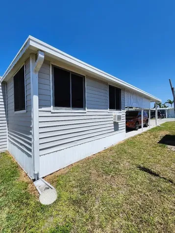 6616 Massachusetts Street Bradenton FL 34207