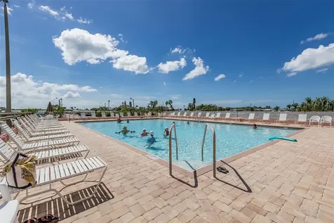 6616 Massachusetts Street Bradenton FL 34207