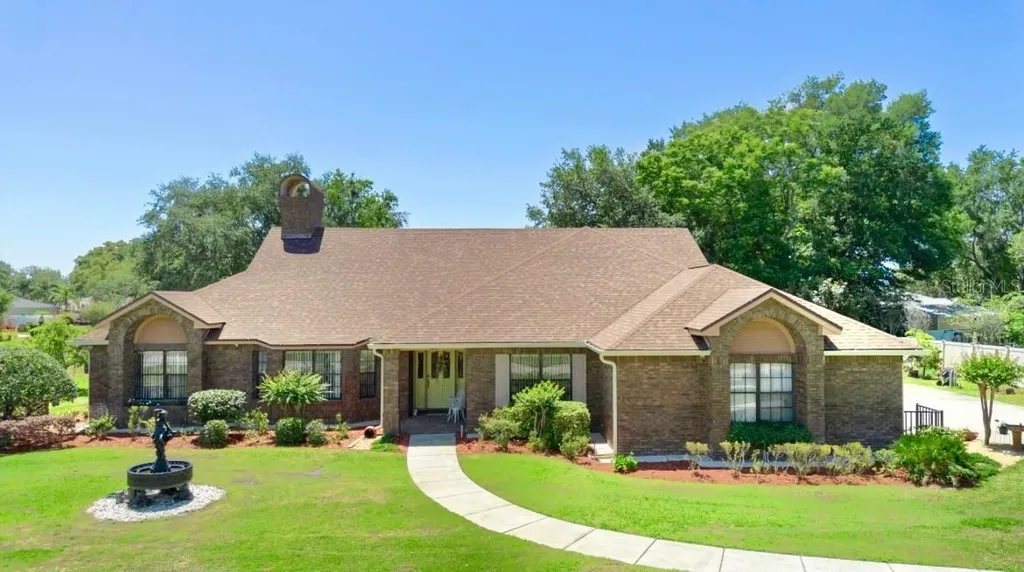 585 Summerhaven Drive Debary FL 32713