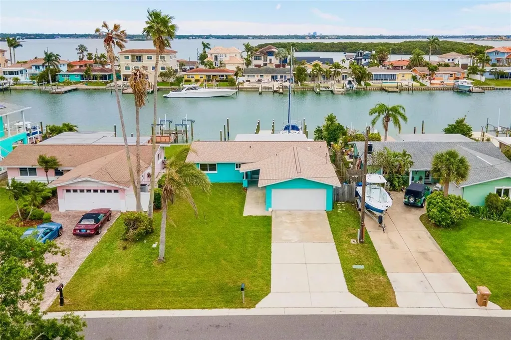 525 Lillian Drive Madeira Beach FL 33708