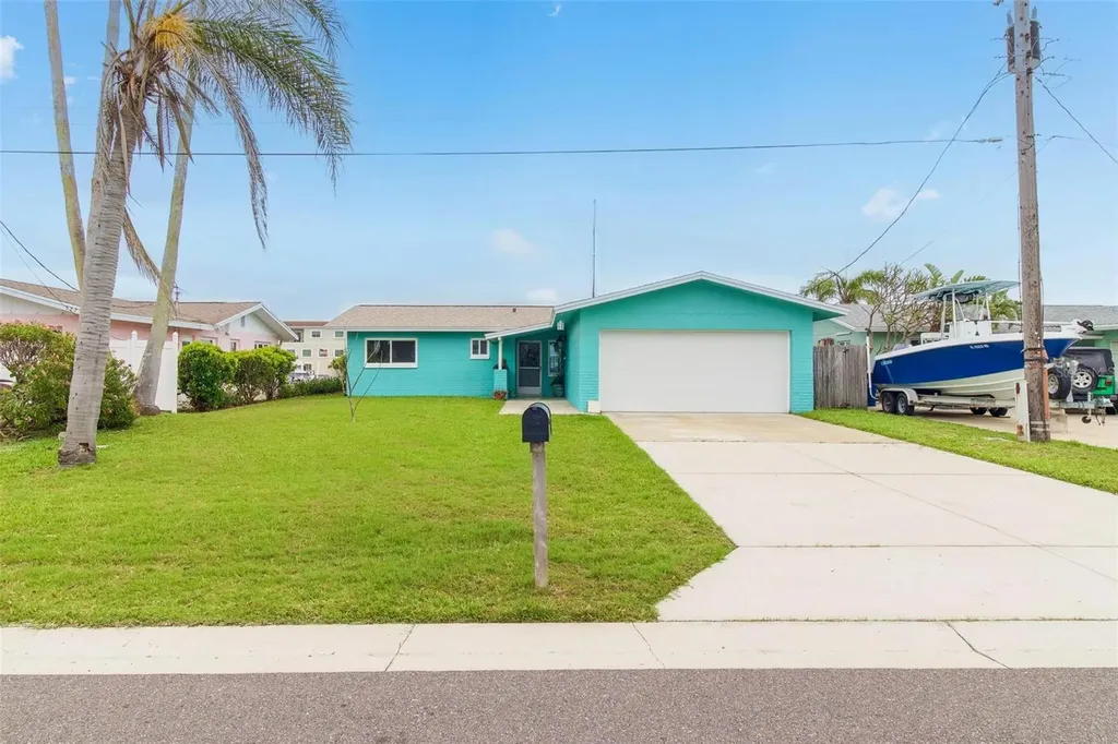 525 Lillian Drive Madeira Beach FL 33708