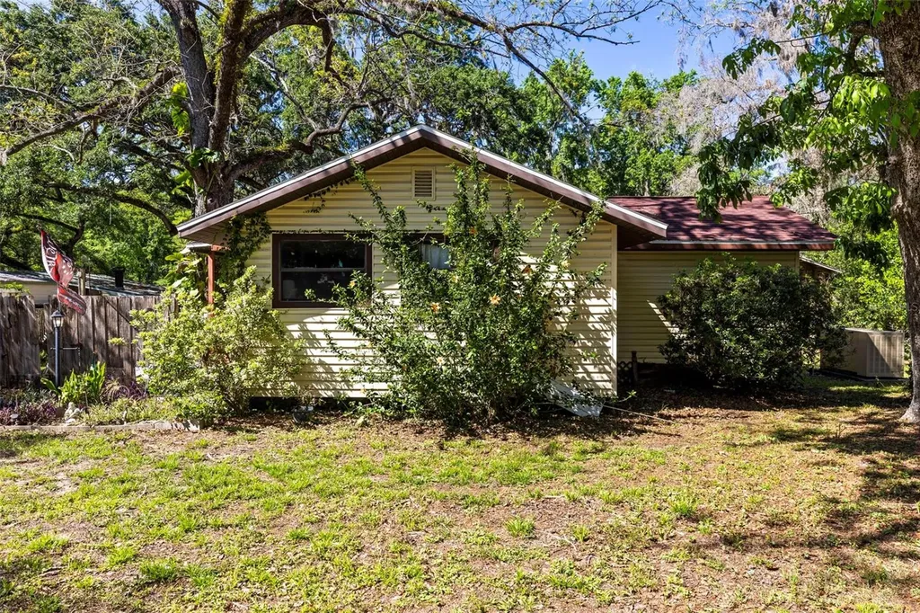 29133 Lawton Drive Nobleton FL 34661
