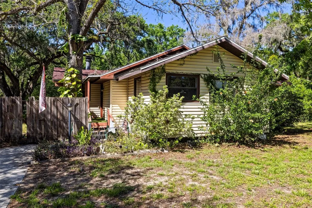 29133 Lawton Drive Nobleton FL 34661