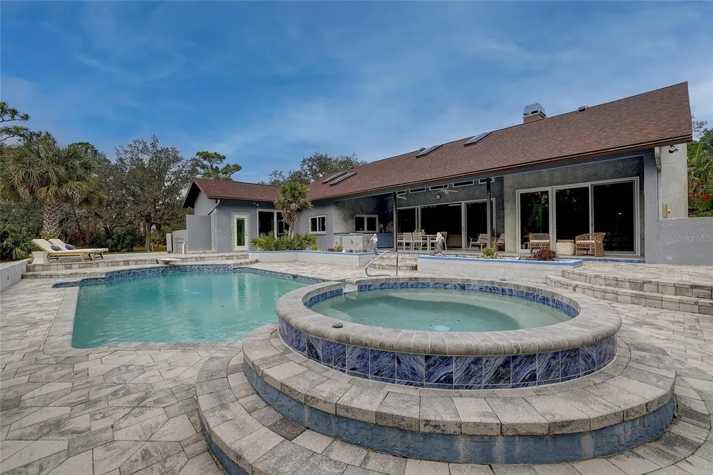 181 S Auburn Road Venice FL 34292