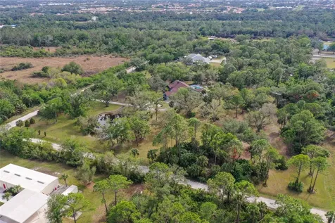 181 S Auburn Road Venice FL 34292