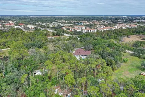 181 S Auburn Road Venice FL 34292