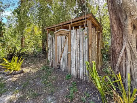 1350 40th Street Sarasota FL 34234