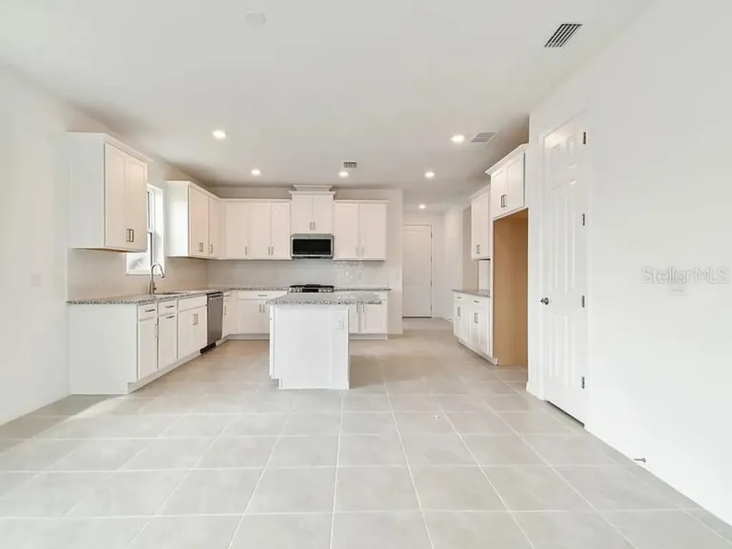 18016 Cherished Loop Bradenton FL 34211